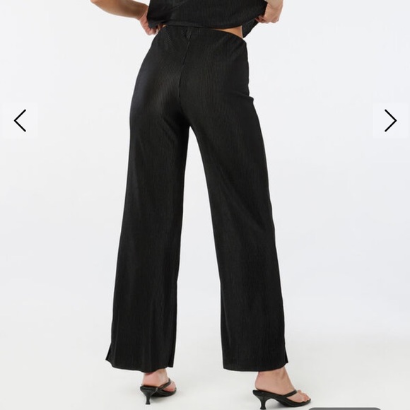 🔸 Ardene 🔸 black ribbed flare pants - Picture 2 of 11